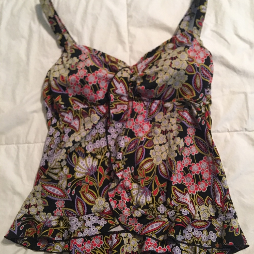 Upstream Tankini Top Size 16